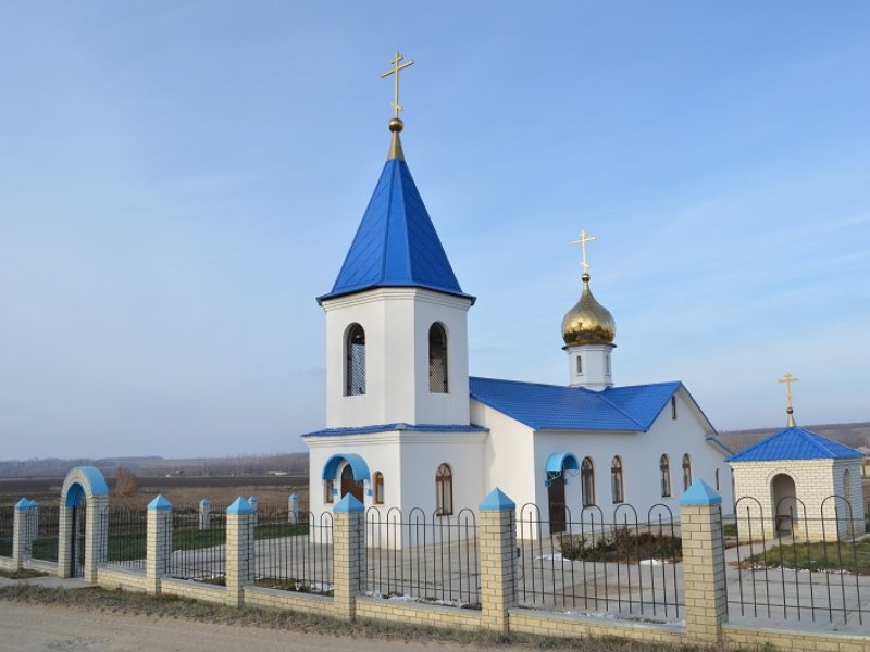 Село Приречное. Церковь Михаила Архангела